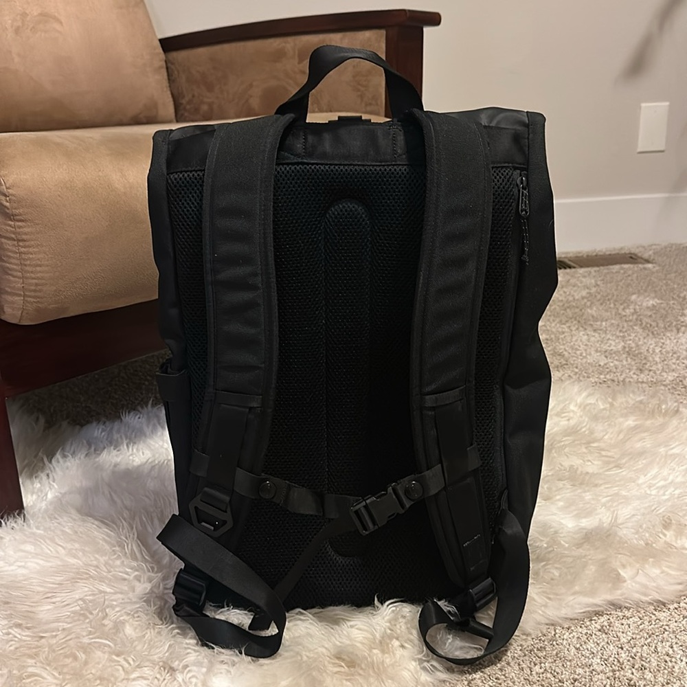 TIMBUK2 backpack - Picture 2 of 15